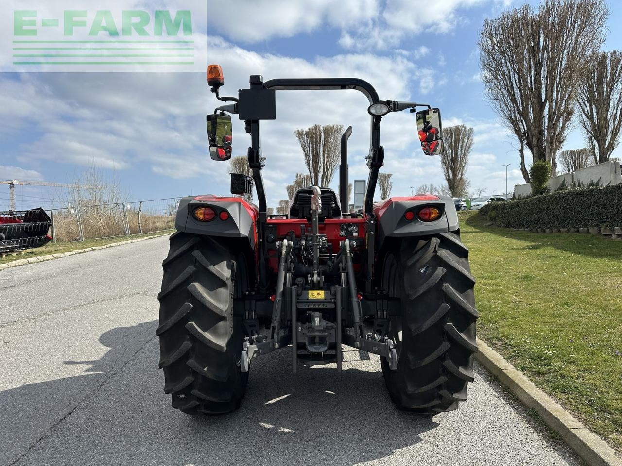 Massey Ferguson mf 4708 m plattform - Traktor: slika Massey Ferguson mf 4708 m plattform - Traktor Massey Ferguson mf 4708 m plattform - Traktor: slika Massey Ferguson mf 4708 m plattform - Traktor