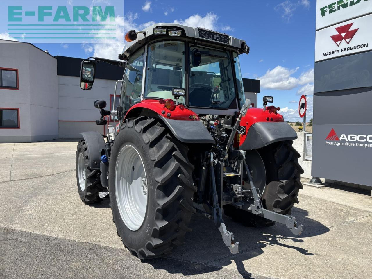 Massey Ferguson mf 5s.115 dyna-6 efficient Efficient - Traktor: slika Massey Ferguson mf 5s.115 dyna-6 efficient Efficient - Traktor Massey Ferguson mf 5s.115 dyna-6 efficient Efficient - Traktor: slika Massey Ferguson mf 5s.115 dyna-6 efficient Efficient - Traktor