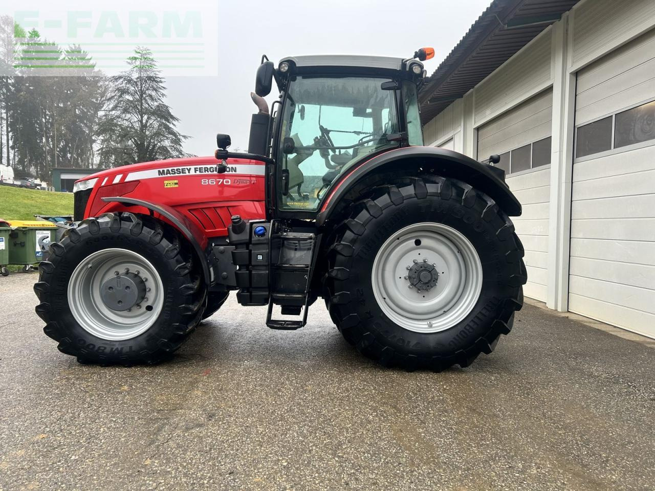 Massey Ferguson mf 8670 dyna-vt - Traktor: slika Massey Ferguson mf 8670 dyna-vt - Traktor Massey Ferguson mf 8670 dyna-vt - Traktor: slika Massey Ferguson mf 8670 dyna-vt - Traktor