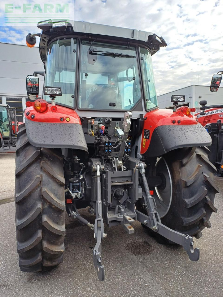 Massey Ferguson mf s5.135 - Traktor: slika Massey Ferguson mf s5.135 - Traktor Massey Ferguson mf s5.135 - Traktor: slika Massey Ferguson mf s5.135 - Traktor