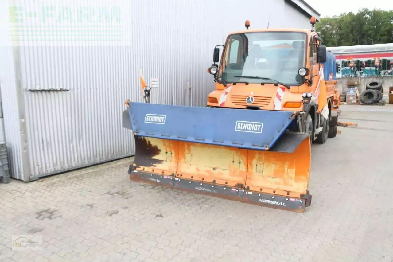 Mercedes-Benz unimog u 400 - Traktor: slika Mercedes-Benz unimog u 400 - Traktor Mercedes-Benz unimog u 400 - Traktor: slika Mercedes-Benz unimog u 400 - Traktor