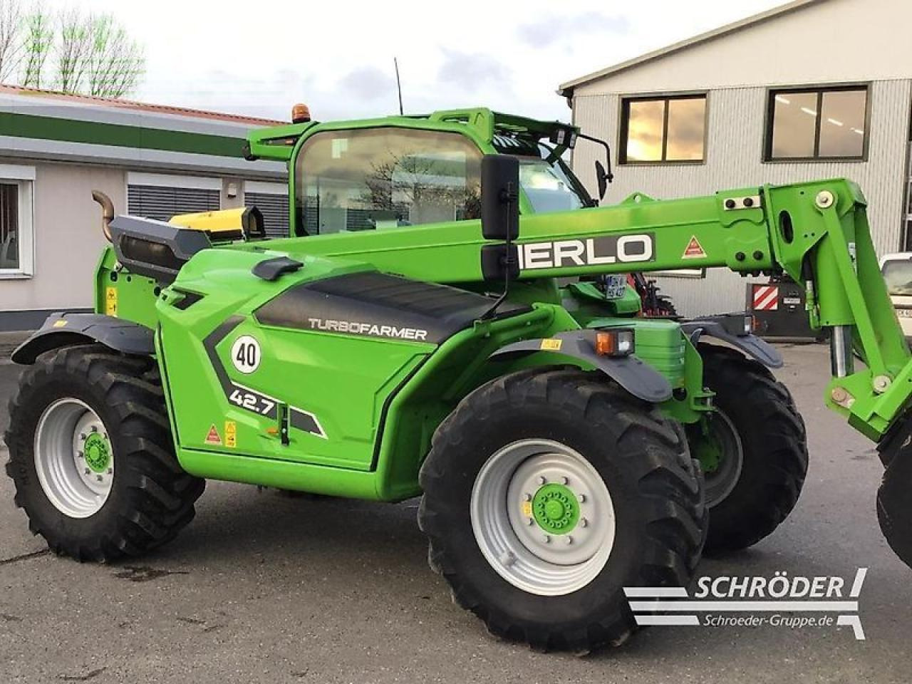 Merlo tf 42.7 - 116 - Teleskopski rukovatelj: slika Merlo tf 42.7 - 116 - Teleskopski rukovatelj Merlo tf 42.7 - 116 - Teleskopski rukovatelj: slika Merlo tf 42.7 - 116 - Teleskopski rukovatelj