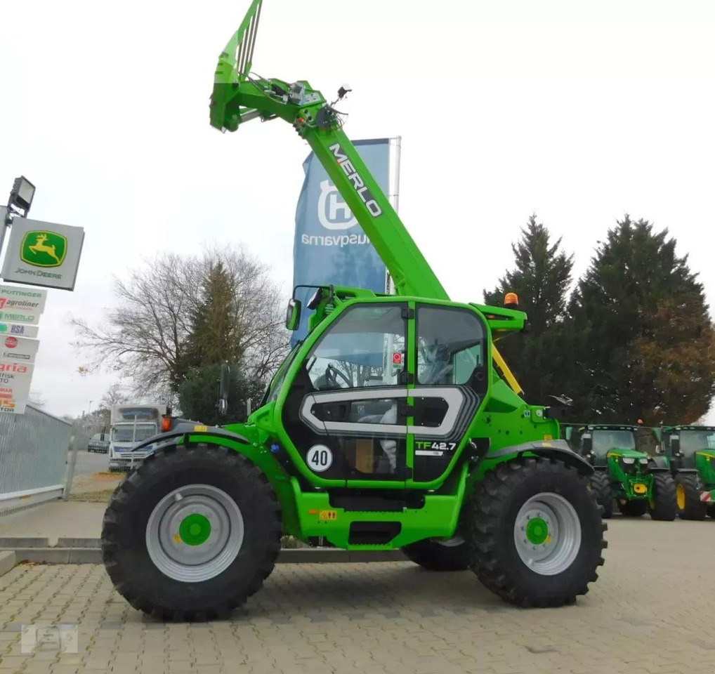 Merlo tf 42.7-116 - Teleskopski rukovatelj: slika Merlo tf 42.7-116 - Teleskopski rukovatelj Merlo tf 42.7-116 - Teleskopski rukovatelj: slika Merlo tf 42.7-116 - Teleskopski rukovatelj