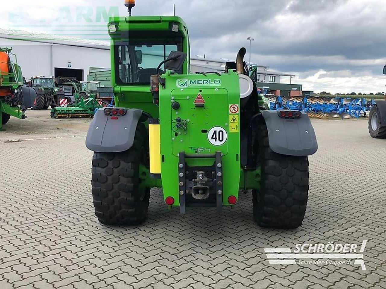 Merlo tf 65.9 t cs - 170 - Teleskopski rukovatelj: slika Merlo tf 65.9 t cs - 170 - Teleskopski rukovatelj Merlo tf 65.9 t cs - 170 - Teleskopski rukovatelj: slika Merlo tf 65.9 t cs - 170 - Teleskopski rukovatelj