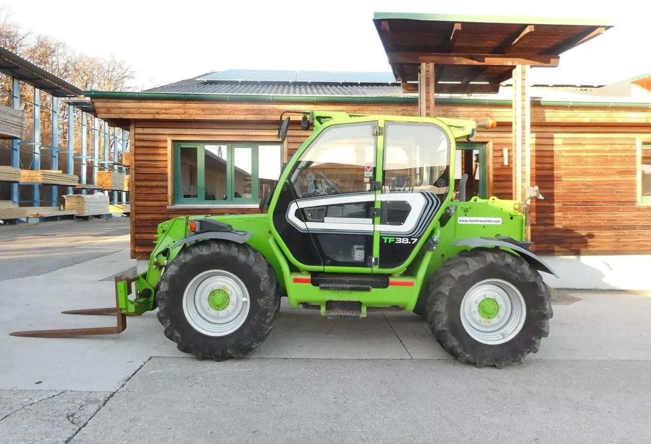 Merlo tf38.7-120 40km/h ( 3,8t - 7m ) - Teleskopski rukovatelj: slika Merlo tf38.7-120 40km/h ( 3,8t - 7m ) - Teleskopski rukovatelj Merlo tf38.7-120 40km/h ( 3,8t - 7m ) - Teleskopski rukovatelj: slika Merlo tf38.7-120 40km/h ( 3,8t - 7m ) - Teleskopski rukovatelj