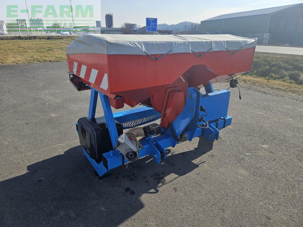 Monosem fronttank ft 1600 - Precizna sijačica: slika Monosem fronttank ft 1600 - Precizna sijačica Monosem fronttank ft 1600 - Precizna sijačica: slika Monosem fronttank ft 1600 - Precizna sijačica