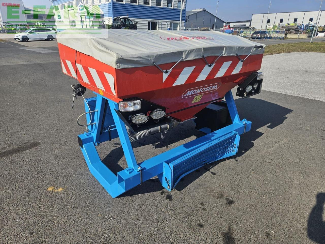 Monosem fronttank ft 1600 - Precizna sijačica: slika Monosem fronttank ft 1600 - Precizna sijačica Monosem fronttank ft 1600 - Precizna sijačica: slika Monosem fronttank ft 1600 - Precizna sijačica