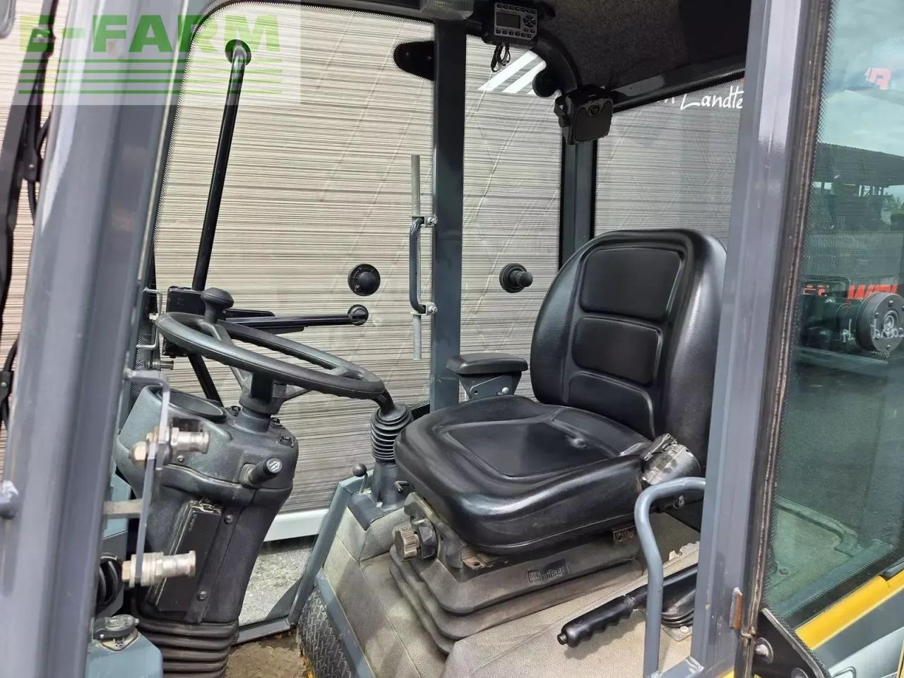 Utovarivač na kotačima Mustang al540: slika Utovarivač na kotačima Mustang al540 Utovarivač na kotačima Mustang al540: slika Utovarivač na kotačima Mustang al540