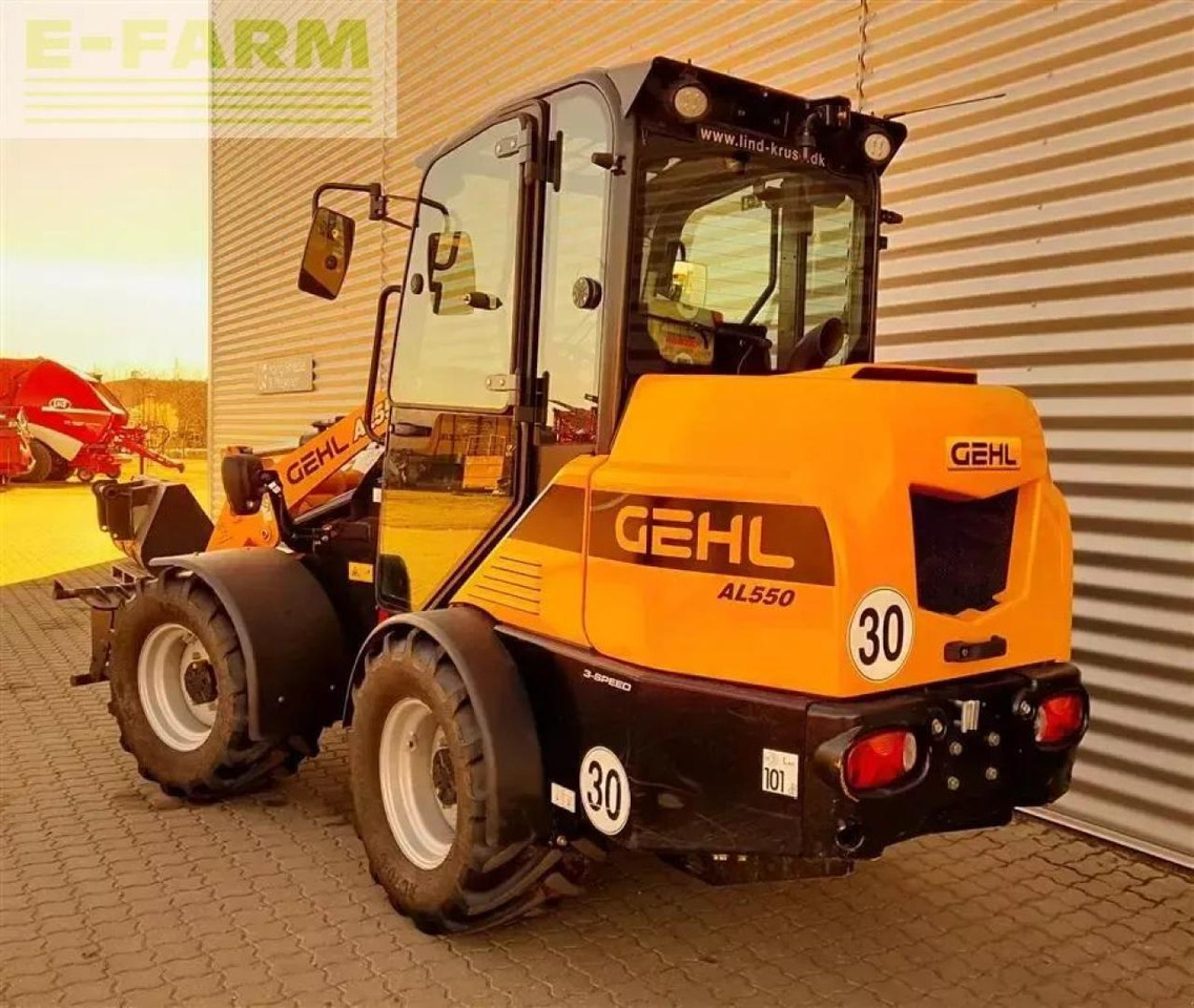 Mustang al550 m. kabine - Mini bager: slika Mustang al550 m. kabine - Mini bager Mustang al550 m. kabine - Mini bager: slika Mustang al550 m. kabine - Mini bager