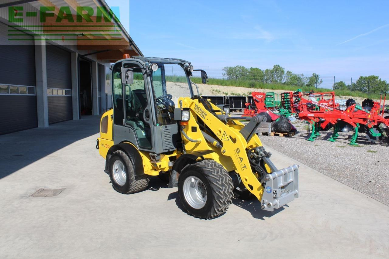 Neuson hoflader wl30 - top zustand - 1970 stunden - Mini bager: slika Neuson hoflader wl30 - top zustand - 1970 stunden - Mini bager Neuson hoflader wl30 - top zustand - 1970 stunden - Mini bager: slika Neuson hoflader wl30 - top zustand - 1970 stunden - Mini bager
