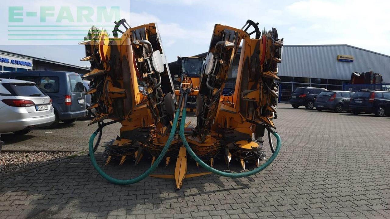 New Holland 90 sfi / kemper maisgebiss 390 - Priključak za silažni kombajn: slika New Holland 90 sfi / kemper maisgebiss 390 - Priključak za silažni kombajn New Holland 90 sfi / kemper maisgebiss 390 - Priključak za silažni kombajn: slika New Holland 90 sfi / kemper maisgebiss 390 - Priključak za silažni kombajn