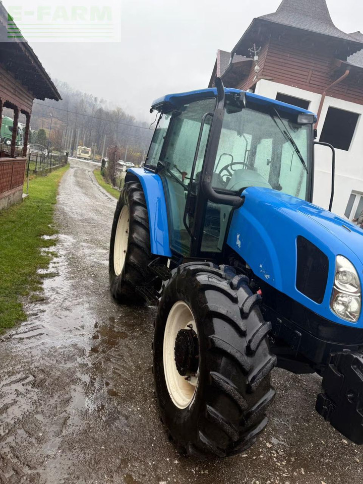 New Holland T5060 - Traktor: slika New Holland T5060 - Traktor New Holland T5060 - Traktor: slika New Holland T5060 - Traktor