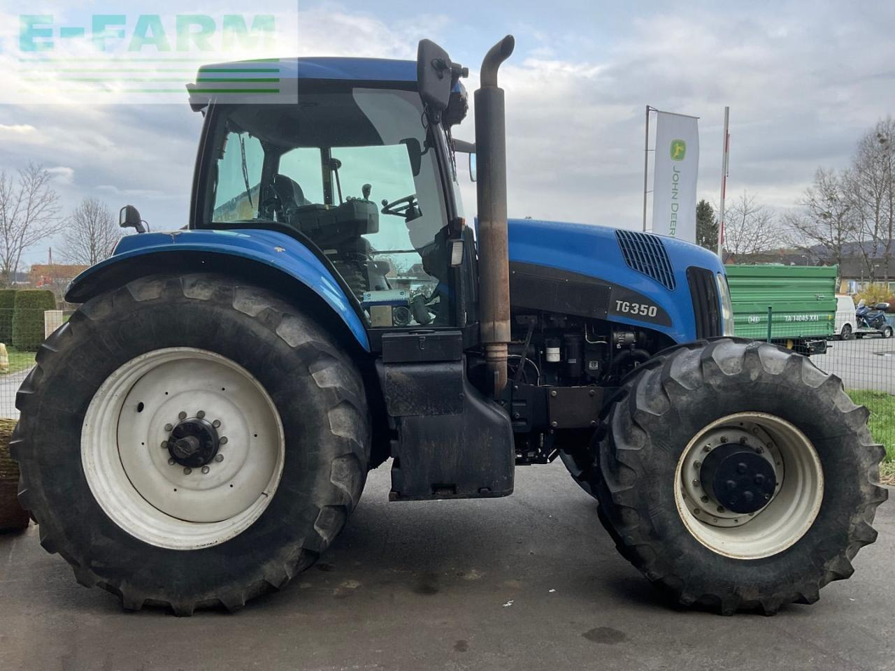 New Holland TG 285 - Traktor: slika New Holland TG 285 - Traktor New Holland TG 285 - Traktor: slika New Holland TG 285 - Traktor