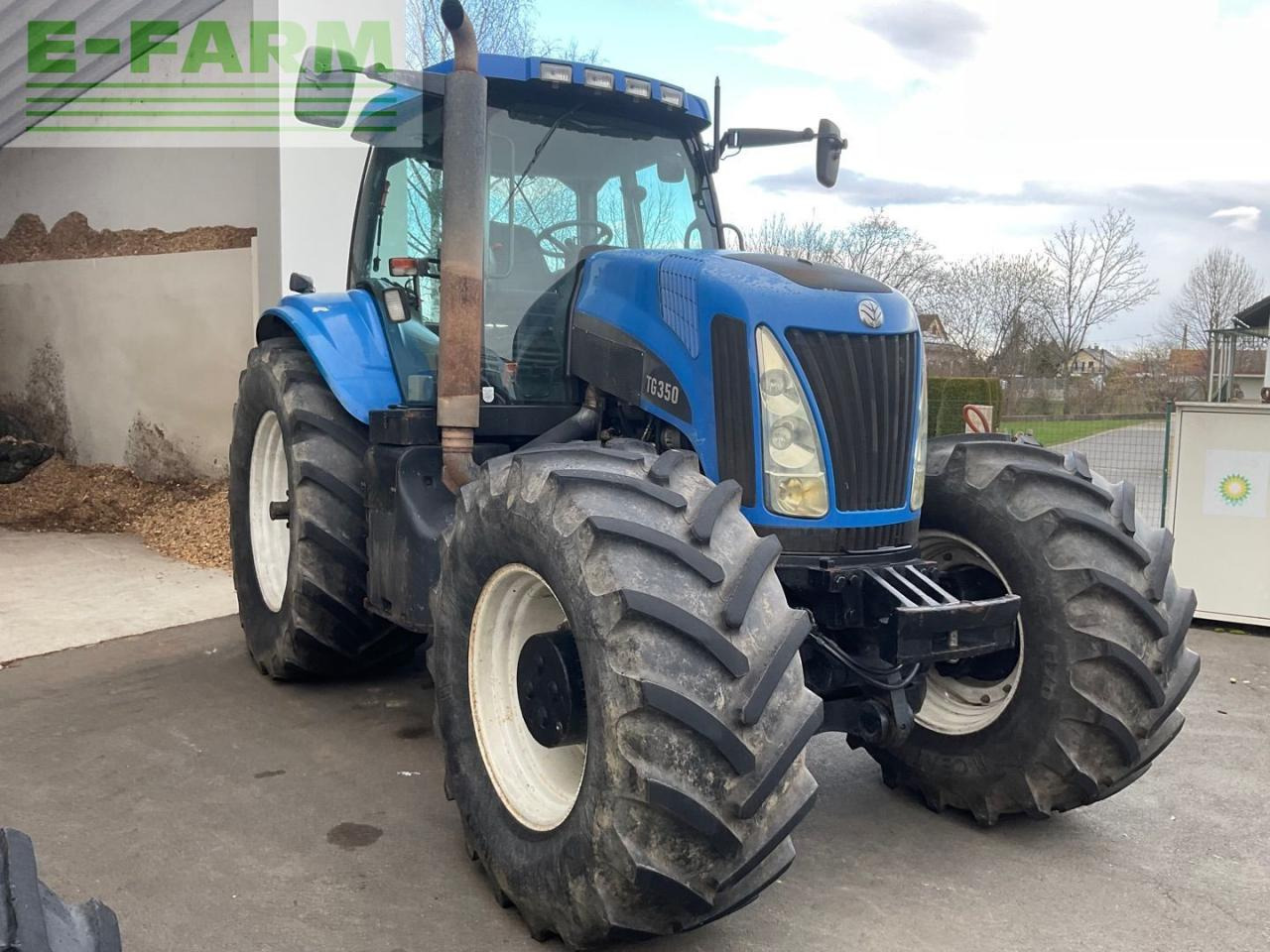New Holland TG 285 - Traktor: slika New Holland TG 285 - Traktor New Holland TG 285 - Traktor: slika New Holland TG 285 - Traktor