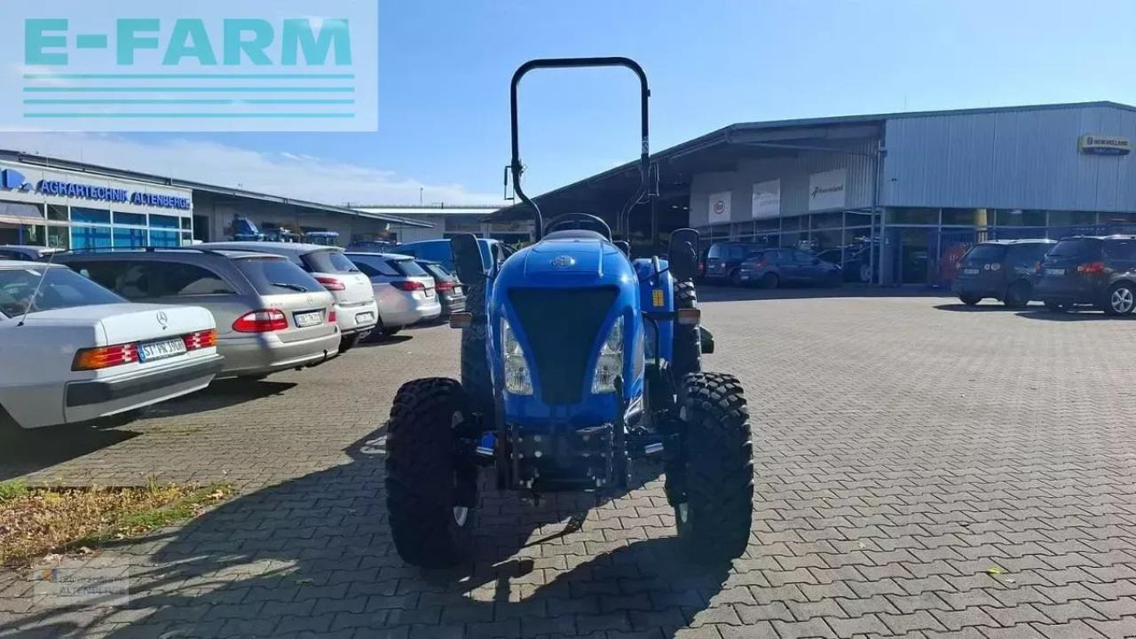 New Holland boomer 50 - Traktor: slika New Holland boomer 50 - Traktor New Holland boomer 50 - Traktor: slika New Holland boomer 50 - Traktor