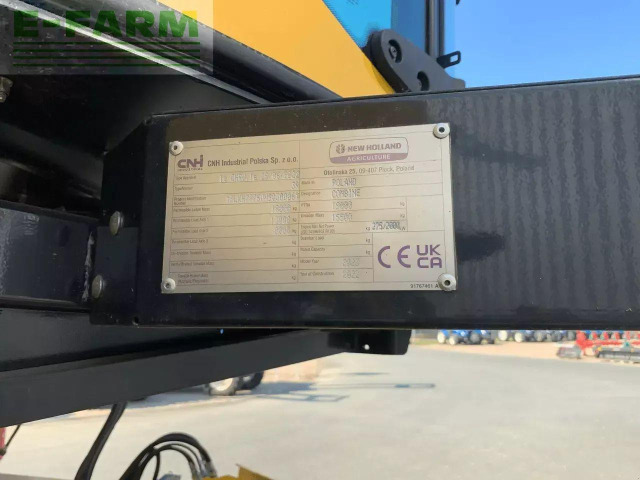 New Holland ch 7.70 stage 5 - Kombajn za žetvu: slika New Holland ch 7.70 stage 5 - Kombajn za žetvu New Holland ch 7.70 stage 5 - Kombajn za žetvu: slika New Holland ch 7.70 stage 5 - Kombajn za žetvu