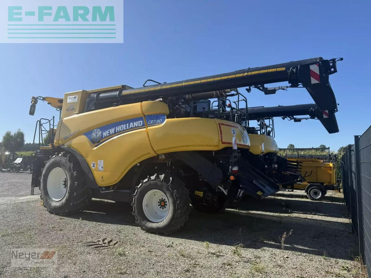 New Holland cr 7.90 - Kombajn za žetvu: slika New Holland cr 7.90 - Kombajn za žetvu New Holland cr 7.90 - Kombajn za žetvu: slika New Holland cr 7.90 - Kombajn za žetvu