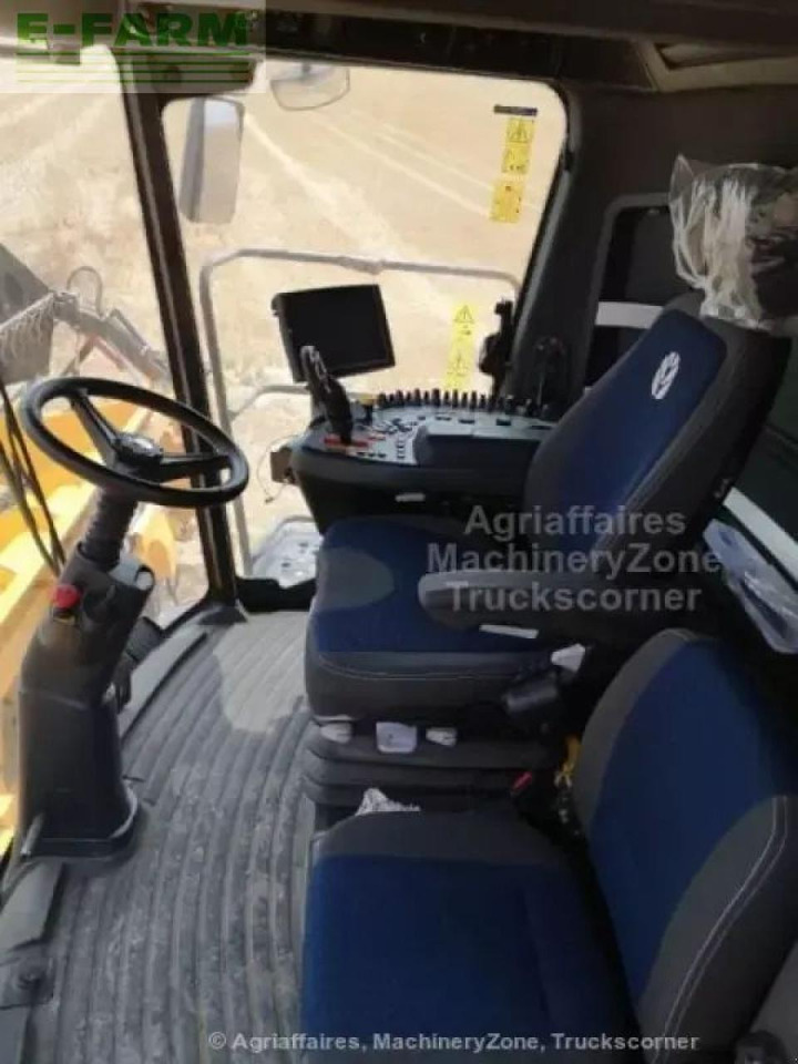 New Holland cr 8.90 - Kombajn za žetvu: slika New Holland cr 8.90 - Kombajn za žetvu New Holland cr 8.90 - Kombajn za žetvu: slika New Holland cr 8.90 - Kombajn za žetvu