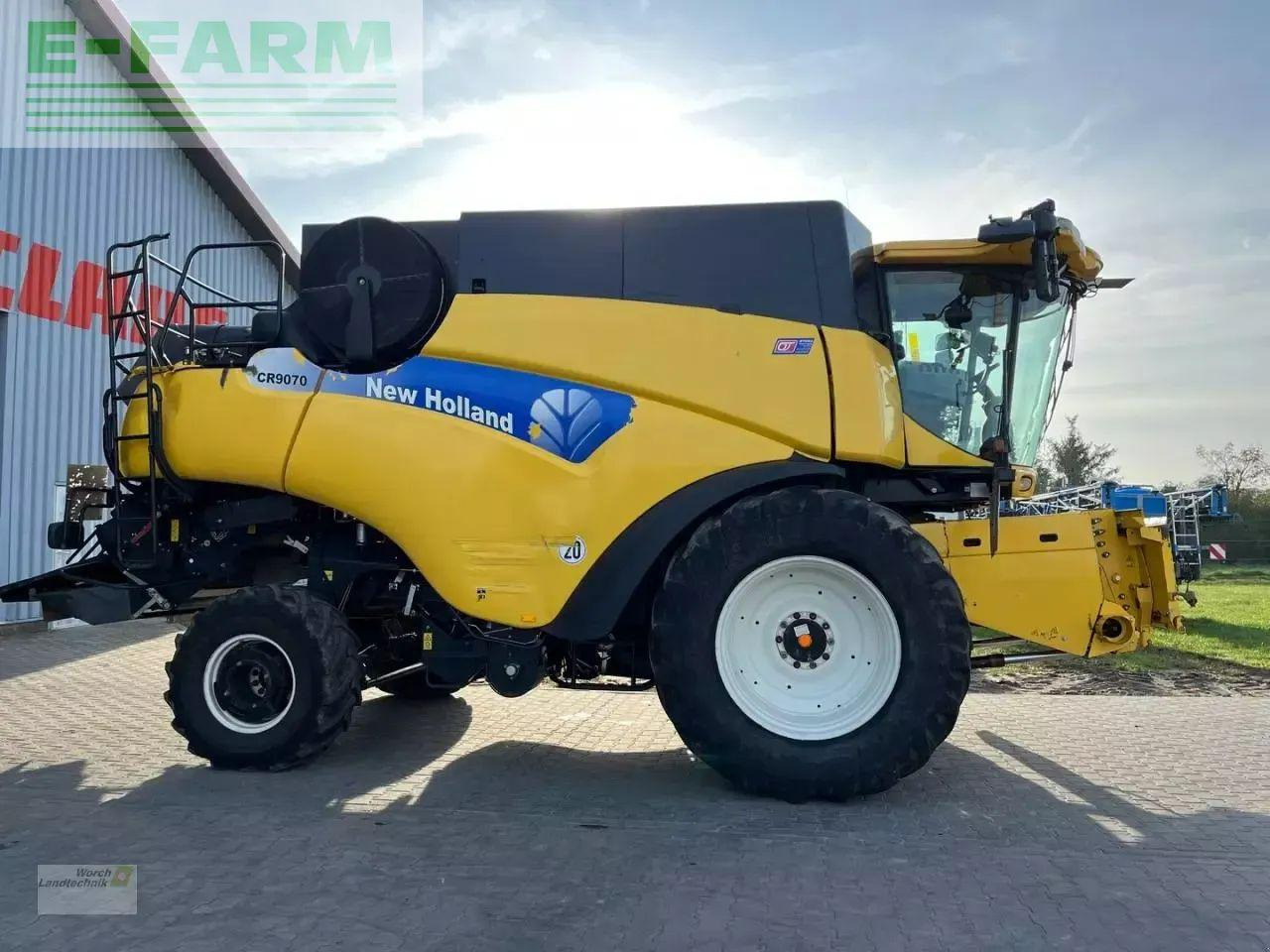 New Holland cr 9070 - Kombajn za žetvu: slika New Holland cr 9070 - Kombajn za žetvu New Holland cr 9070 - Kombajn za žetvu: slika New Holland cr 9070 - Kombajn za žetvu