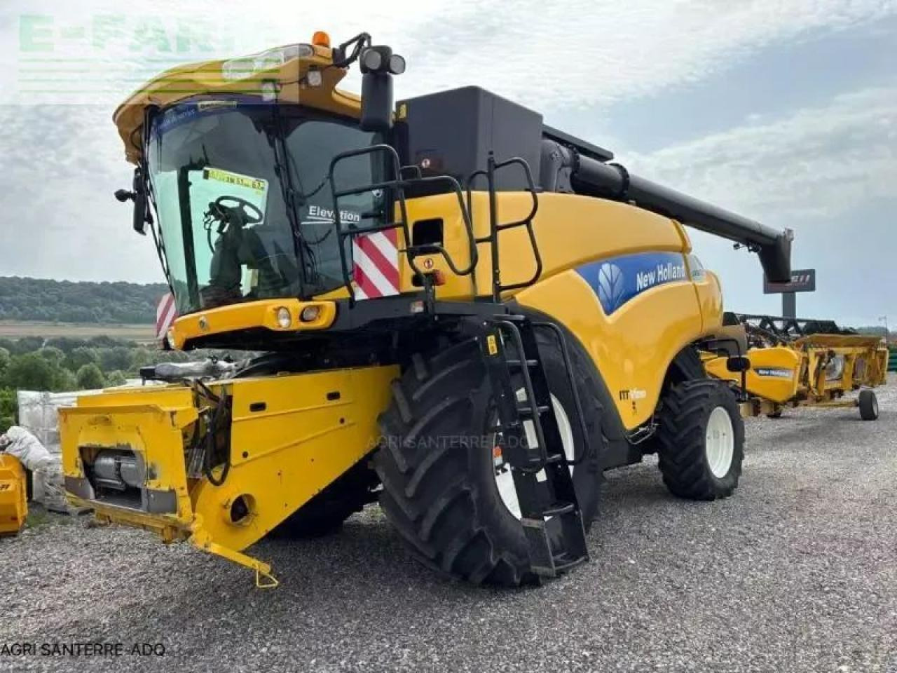 New Holland cr 9070 - Kombajn za žetvu: slika New Holland cr 9070 - Kombajn za žetvu New Holland cr 9070 - Kombajn za žetvu: slika New Holland cr 9070 - Kombajn za žetvu