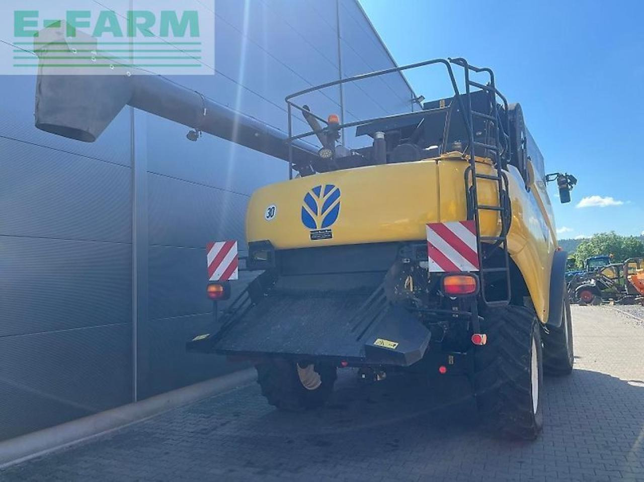 New Holland cr 9070 elevation - Kombajn za žetvu: slika New Holland cr 9070 elevation - Kombajn za žetvu New Holland cr 9070 elevation - Kombajn za žetvu: slika New Holland cr 9070 elevation - Kombajn za žetvu