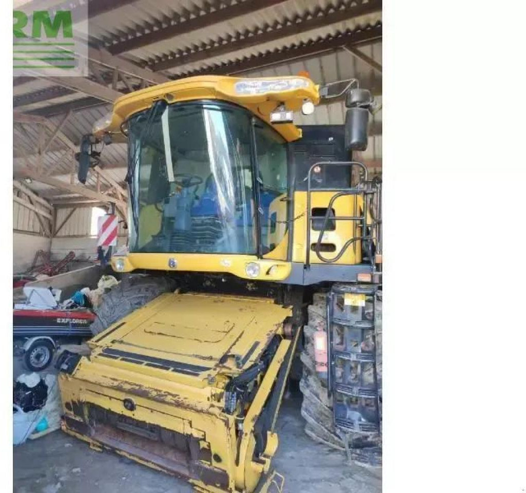 New Holland cr9070 - Kombajn za žetvu: slika New Holland cr9070 - Kombajn za žetvu New Holland cr9070 - Kombajn za žetvu: slika New Holland cr9070 - Kombajn za žetvu