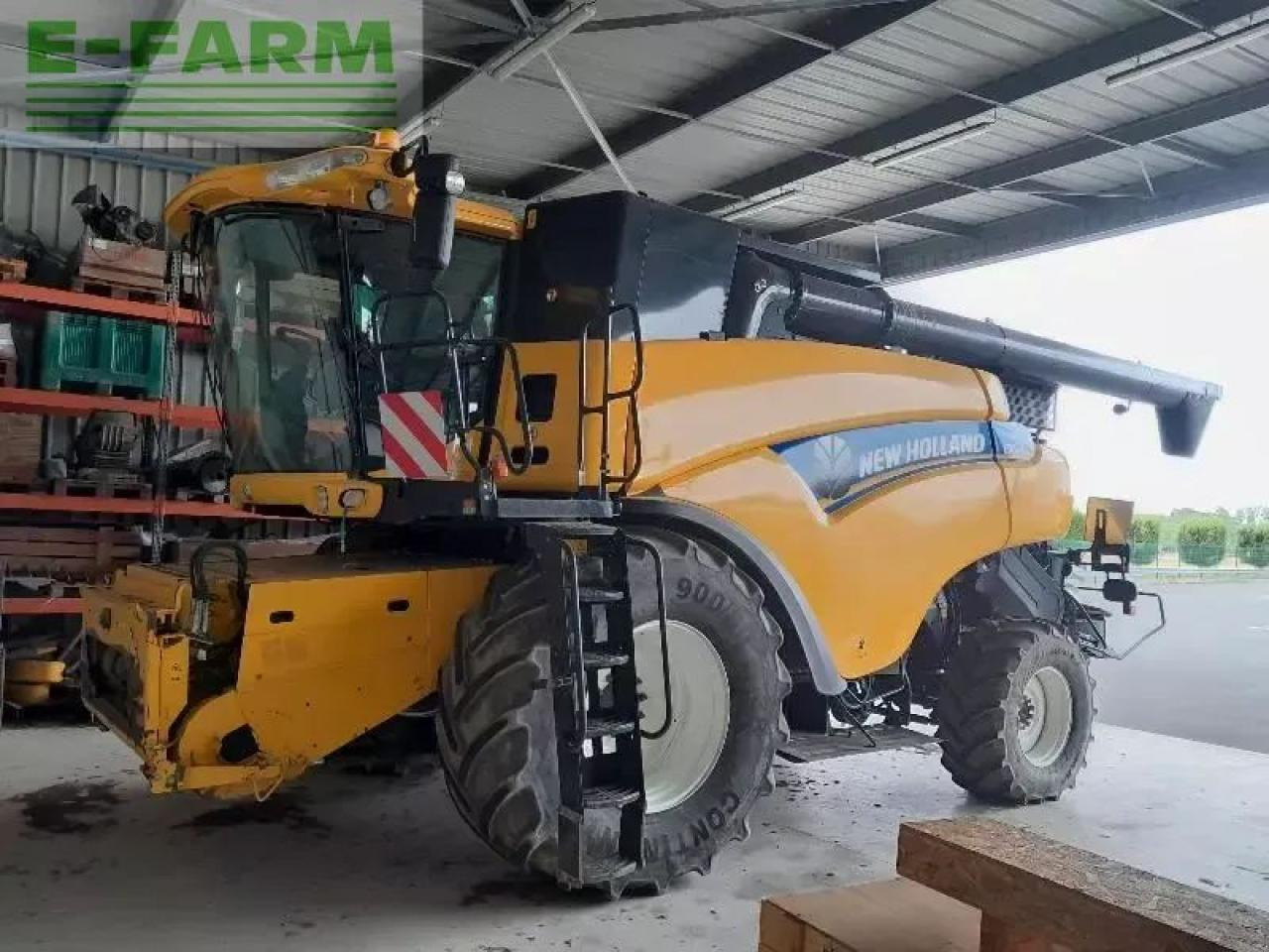 New Holland cr9080 - Kombajn za žetvu: slika New Holland cr9080 - Kombajn za žetvu New Holland cr9080 - Kombajn za žetvu: slika New Holland cr9080 - Kombajn za žetvu