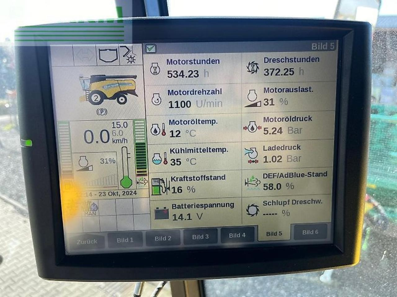 Kombajn za žetvu New Holland cx 6.90: slika Kombajn za žetvu New Holland cx 6.90