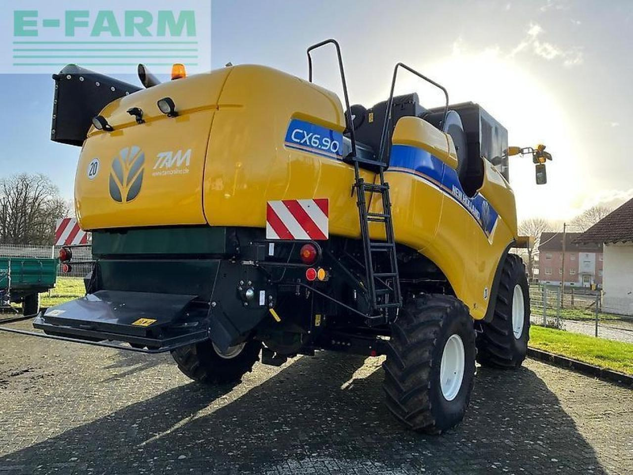 New Holland cx 6.90 schüttler mähdrescher + 7,6m sw + sww - Kombajn za žetvu: slika New Holland cx 6.90 schüttler mähdrescher + 7,6m sw + sww - Kombajn za žetvu New Holland cx 6.90 schüttler mähdrescher + 7,6m sw + sww - Kombajn za žetvu: slika New Holland cx 6.90 schüttler mähdrescher + 7,6m sw + sww - Kombajn za žetvu