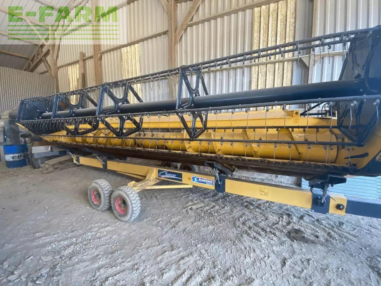 New Holland cx 6090 std - Kombajn za žetvu: slika New Holland cx 6090 std - Kombajn za žetvu New Holland cx 6090 std - Kombajn za žetvu: slika New Holland cx 6090 std - Kombajn za žetvu