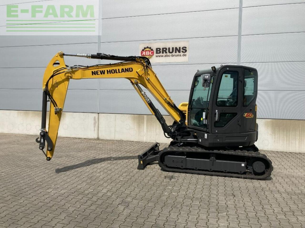 New Holland e 60c - Mini bager: slika New Holland e 60c - Mini bager New Holland e 60c - Mini bager: slika New Holland e 60c - Mini bager