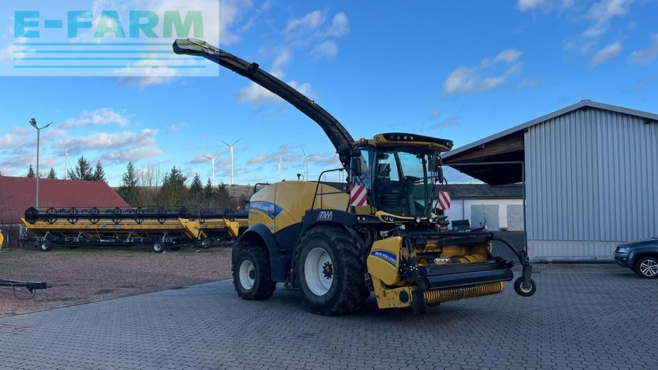 New Holland fr 550 häcksler inkl. pickup und maisgebiss - Silažni kombajn: slika New Holland fr 550 häcksler inkl. pickup und maisgebiss - Silažni kombajn New Holland fr 550 häcksler inkl. pickup und maisgebiss - Silažni kombajn: slika New Holland fr 550 häcksler inkl. pickup und maisgebiss - Silažni kombajn