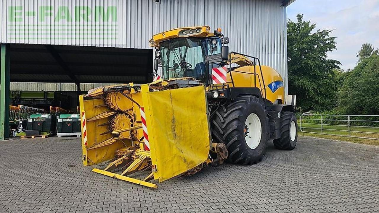 New Holland fr 9050 - Silažni kombajn: slika New Holland fr 9050 - Silažni kombajn New Holland fr 9050 - Silažni kombajn: slika New Holland fr 9050 - Silažni kombajn