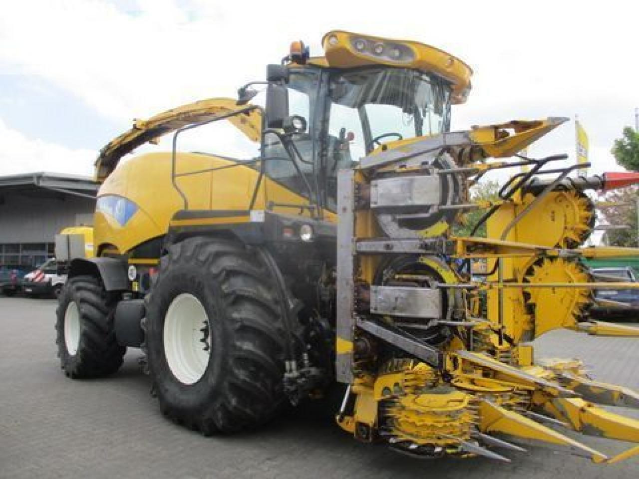 New Holland fr 9050 / fr9050 - Silažni kombajn: slika New Holland fr 9050 / fr9050 - Silažni kombajn New Holland fr 9050 / fr9050 - Silažni kombajn: slika New Holland fr 9050 / fr9050 - Silažni kombajn