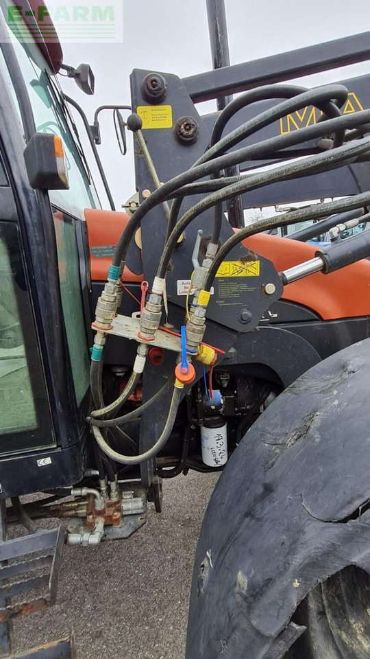New Holland l 85 dt standard - Traktor: slika New Holland l 85 dt standard - Traktor New Holland l 85 dt standard - Traktor: slika New Holland l 85 dt standard - Traktor