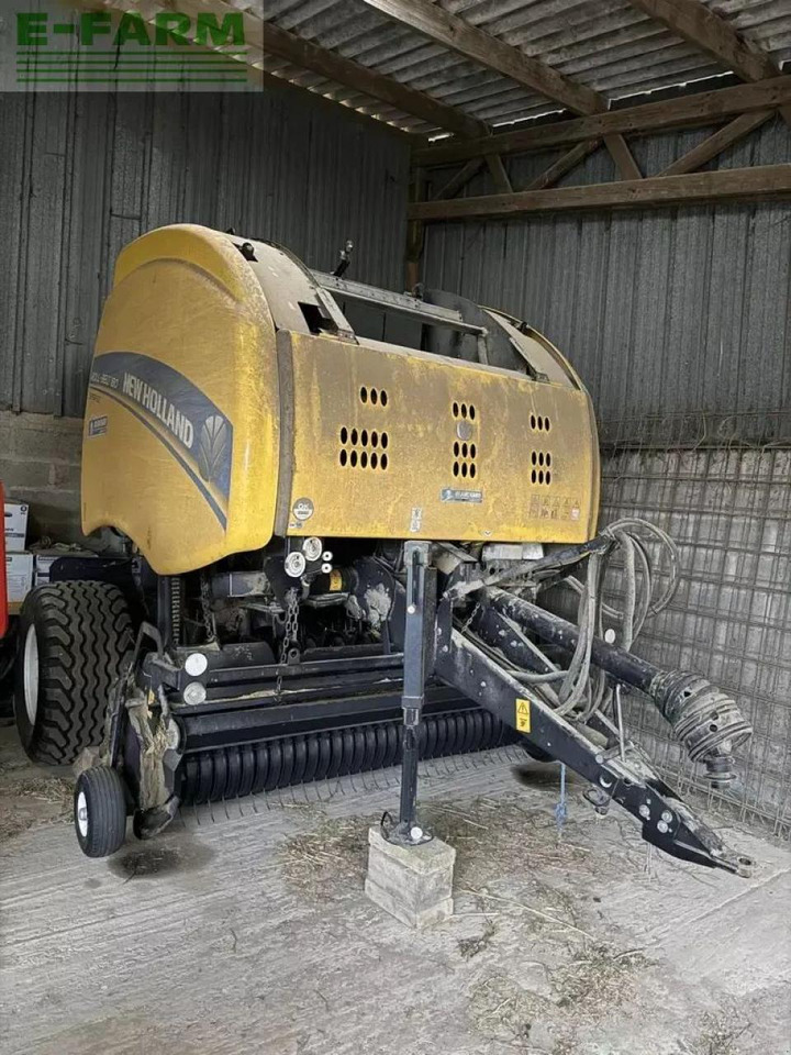 New Holland roll belt 180 - Kvadratna balirka: slika New Holland roll belt 180 - Kvadratna balirka New Holland roll belt 180 - Kvadratna balirka: slika New Holland roll belt 180 - Kvadratna balirka