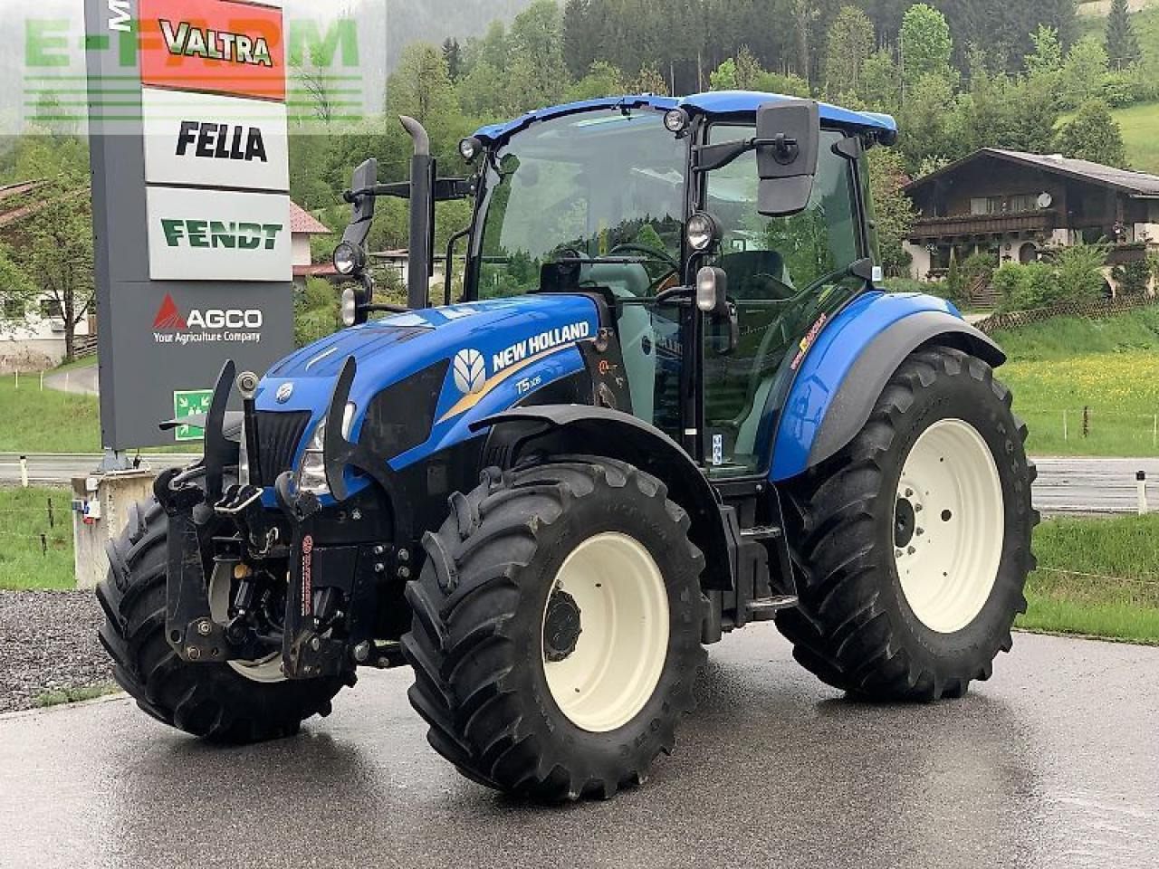 New Holland t 5.105 - Traktor: slika New Holland t 5.105 - Traktor New Holland t 5.105 - Traktor: slika New Holland t 5.105 - Traktor