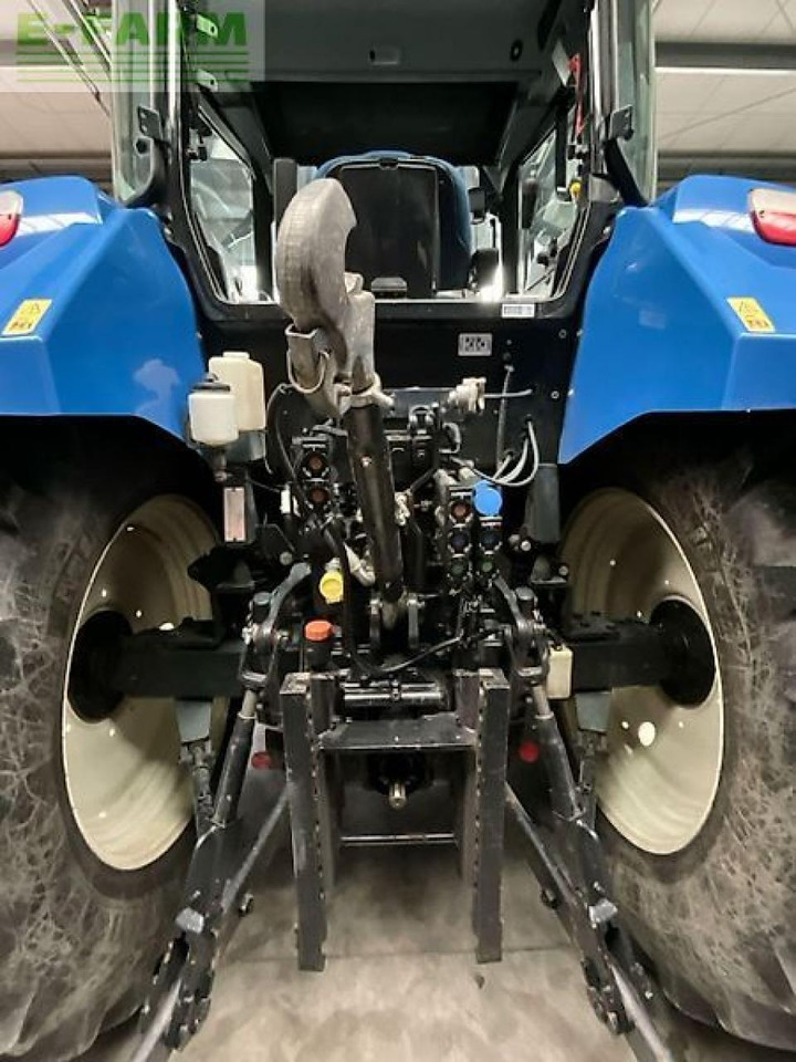 New Holland t 5.105 electro command - Traktor: slika New Holland t 5.105 electro command - Traktor New Holland t 5.105 electro command - Traktor: slika New Holland t 5.105 electro command - Traktor