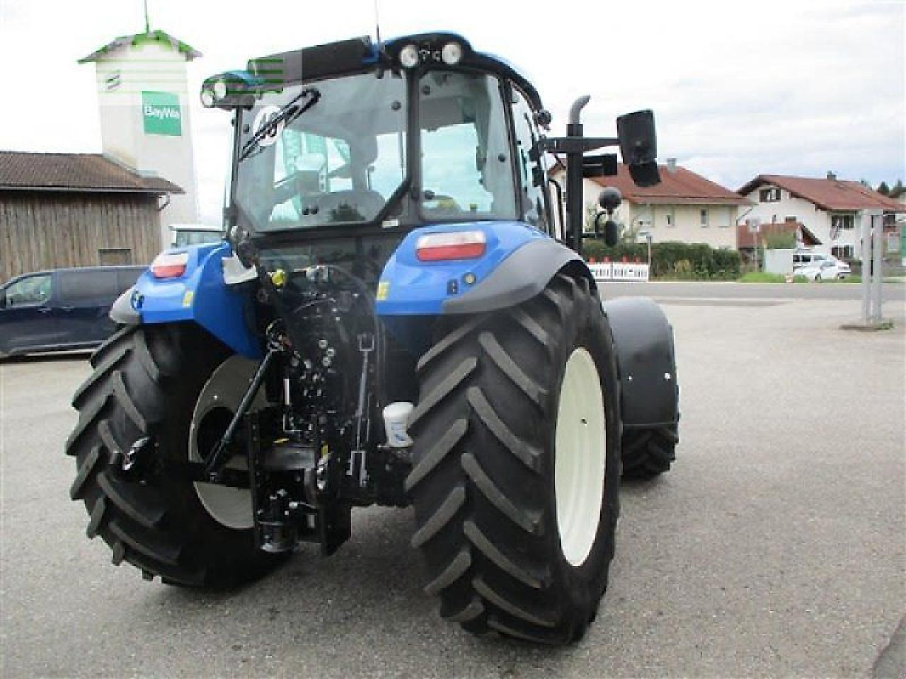 New Holland t 5.95 #863 - Traktor: slika New Holland t 5.95 #863 - Traktor New Holland t 5.95 #863 - Traktor: slika New Holland t 5.95 #863 - Traktor
