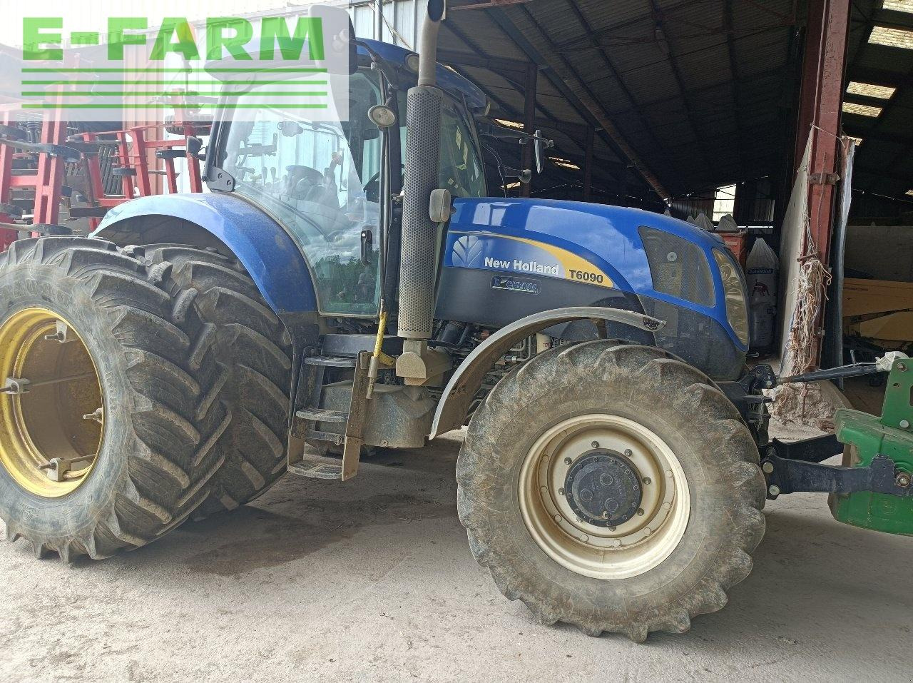 New Holland t 6090 active - Traktor: slika New Holland t 6090 active - Traktor New Holland t 6090 active - Traktor: slika New Holland t 6090 active - Traktor