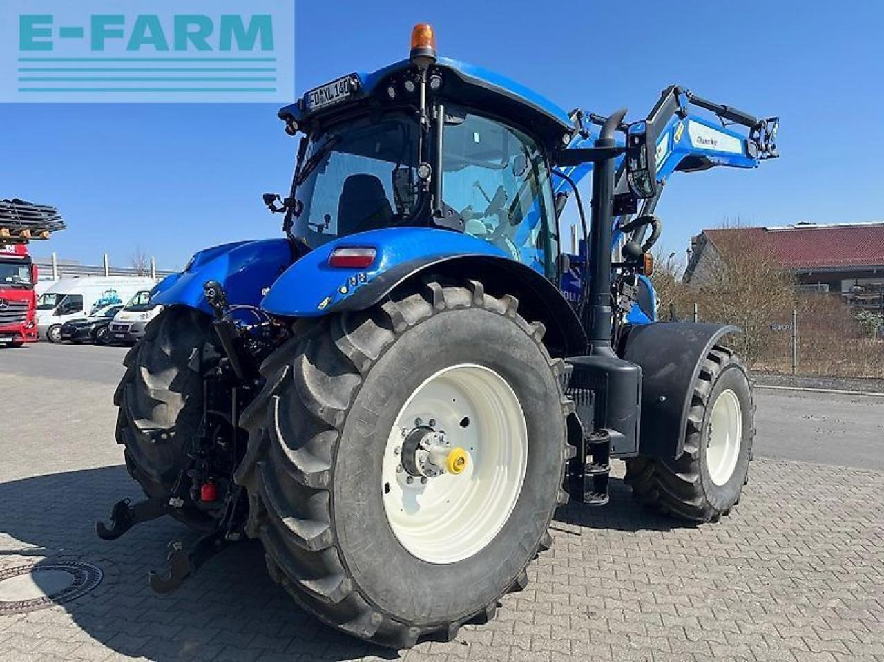 New Holland t 7.270 ac - Traktor: slika New Holland t 7.270 ac - Traktor New Holland t 7.270 ac - Traktor: slika New Holland t 7.270 ac - Traktor