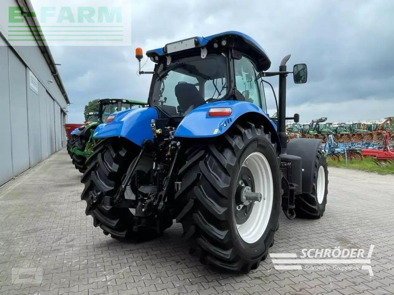New Holland t 7.270 autocommand - Traktor: slika New Holland t 7.270 autocommand - Traktor New Holland t 7.270 autocommand - Traktor: slika New Holland t 7.270 autocommand - Traktor