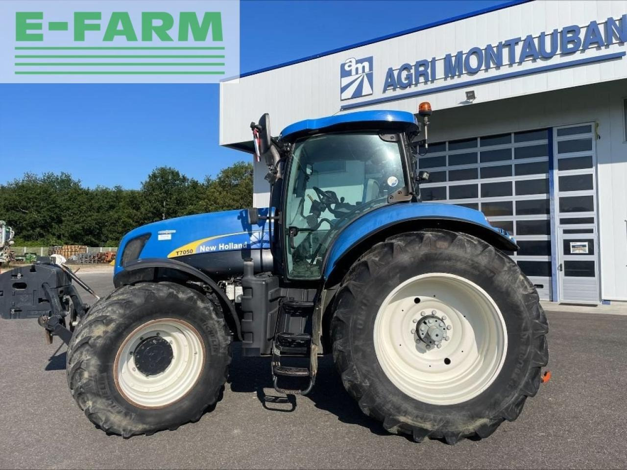 New Holland t 7050 - Traktor: slika New Holland t 7050 - Traktor New Holland t 7050 - Traktor: slika New Holland t 7050 - Traktor