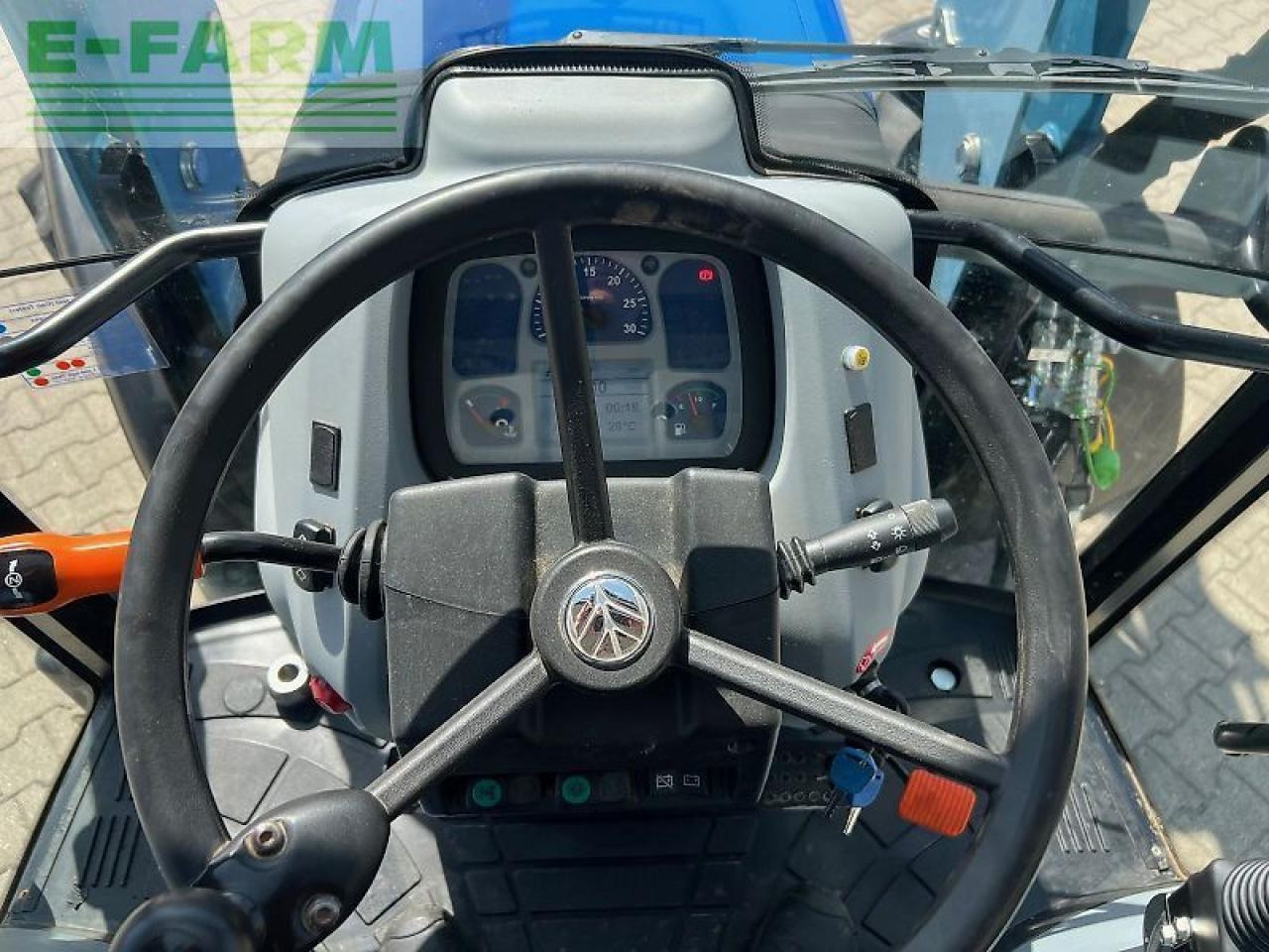 New Holland t4.75s S - Traktor: slika New Holland t4.75s S - Traktor New Holland t4.75s S - Traktor: slika New Holland t4.75s S - Traktor