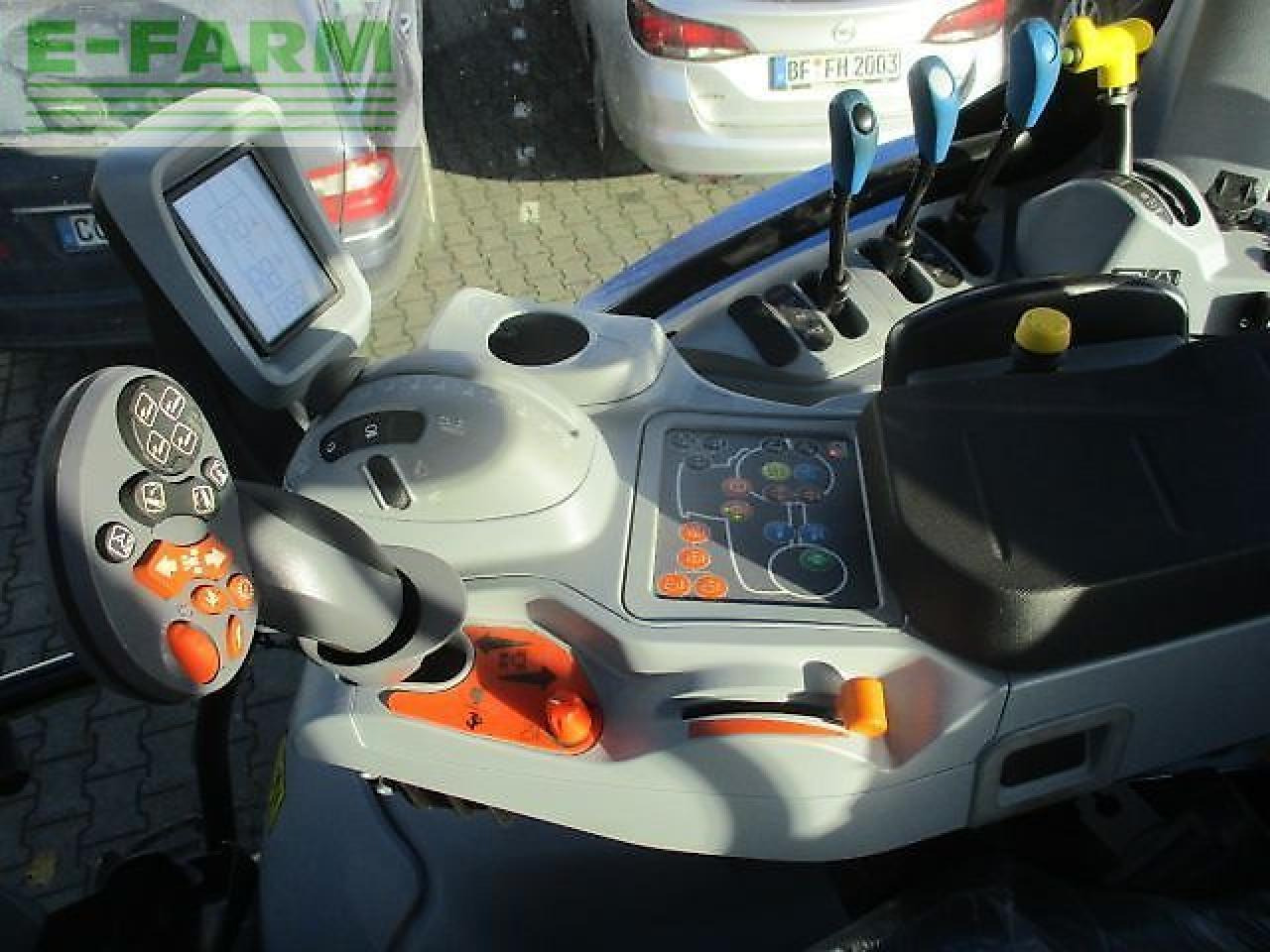 Traktor New Holland t5.110 dynamic command: slika Traktor New Holland t5.110 dynamic command