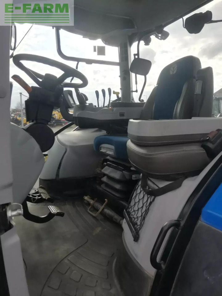 New Holland t5.110 dynamic command - Traktor: slika New Holland t5.110 dynamic command - Traktor New Holland t5.110 dynamic command - Traktor: slika New Holland t5.110 dynamic command - Traktor