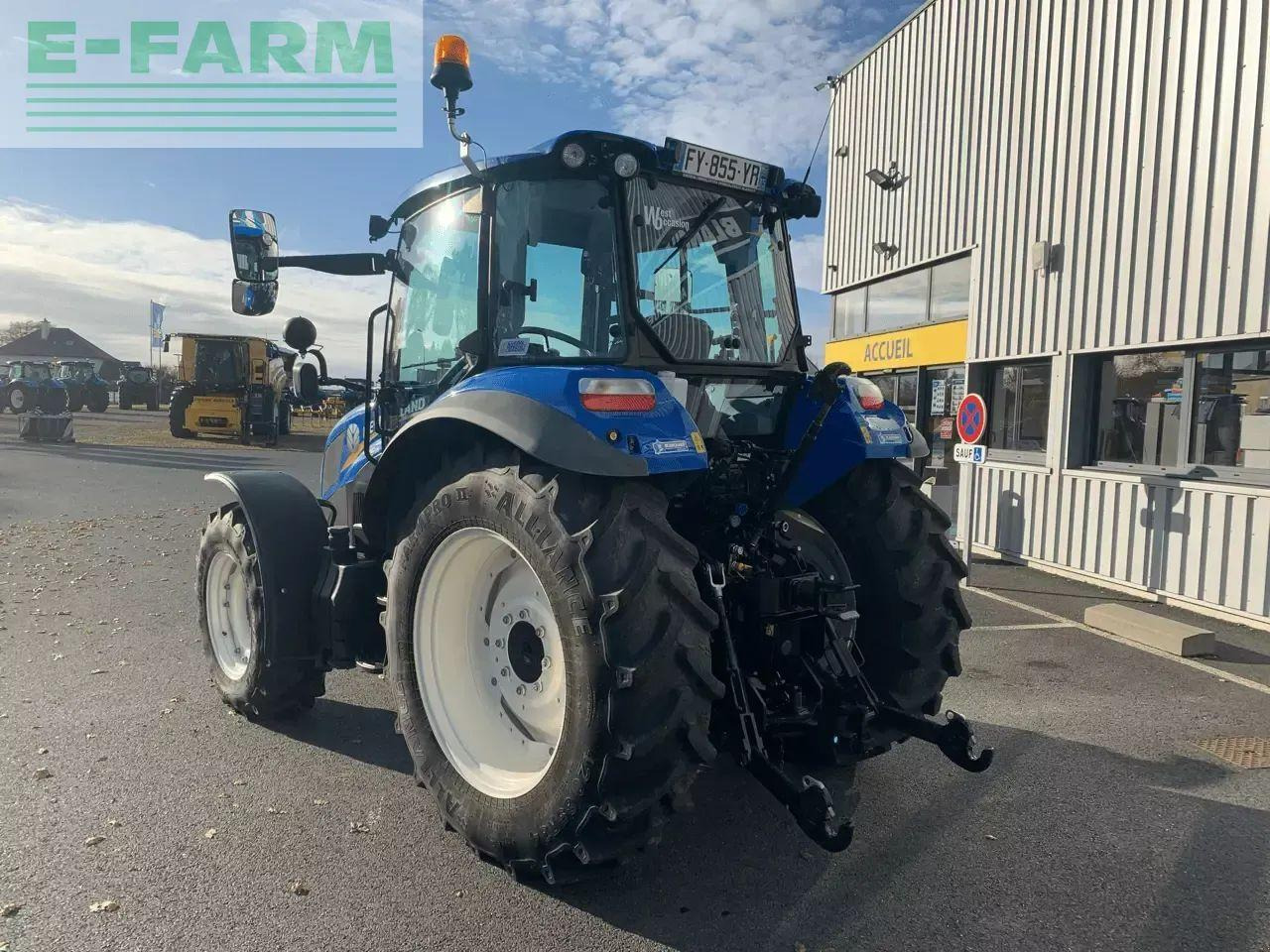 New Holland t5 85 - Traktor: slika New Holland t5 85 - Traktor New Holland t5 85 - Traktor: slika New Holland t5 85 - Traktor