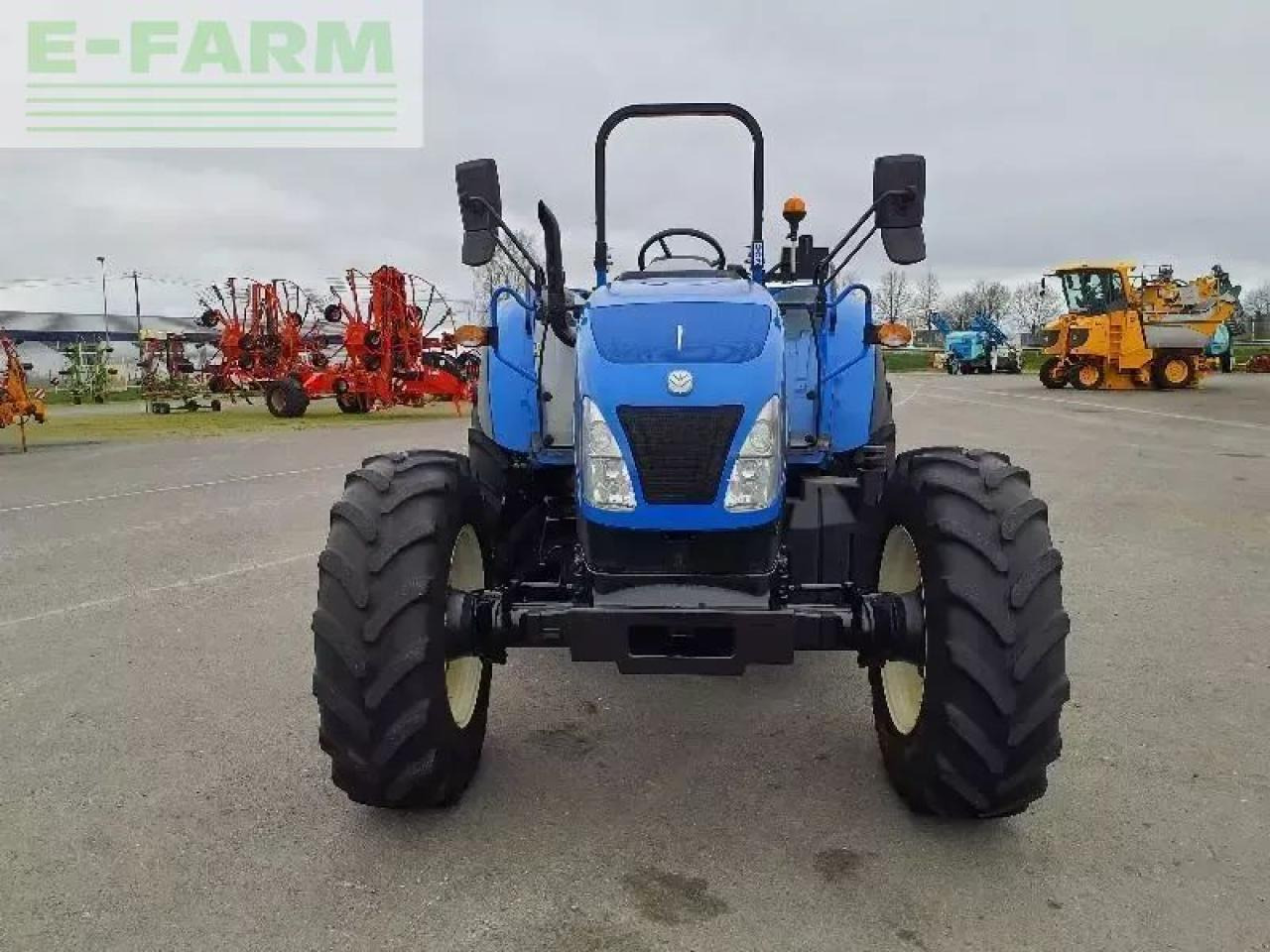 New Holland t5-85ps - Traktor: slika New Holland t5-85ps - Traktor New Holland t5-85ps - Traktor: slika New Holland t5-85ps - Traktor