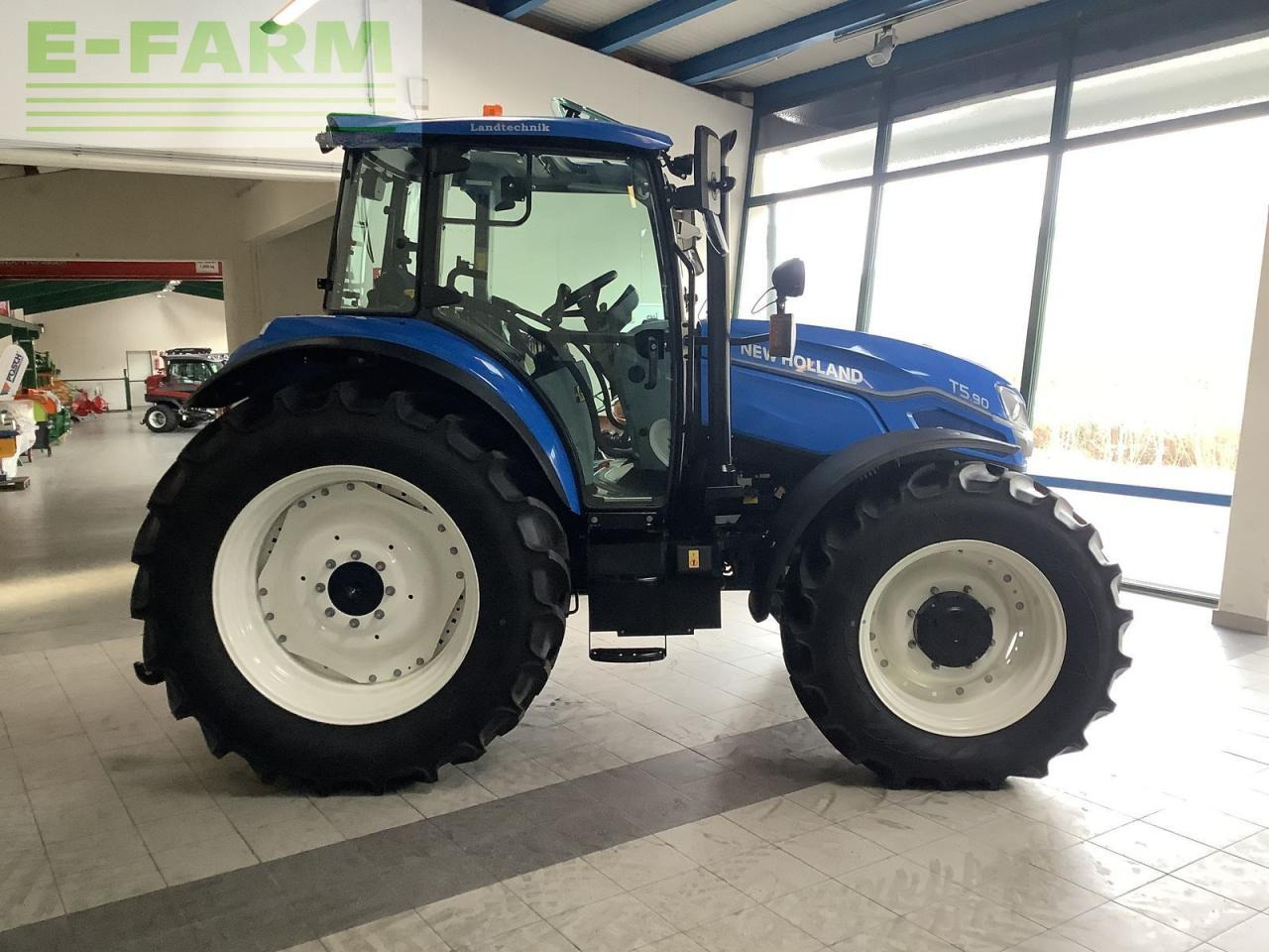 New Holland t5.90 dual command - Traktor: slika New Holland t5.90 dual command - Traktor New Holland t5.90 dual command - Traktor: slika New Holland t5.90 dual command - Traktor