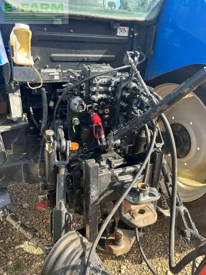 New Holland t5.95 - Traktor: slika New Holland t5.95 - Traktor New Holland t5.95 - Traktor: slika New Holland t5.95 - Traktor